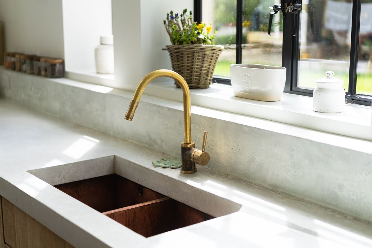 Copper Sink and Brass Tap